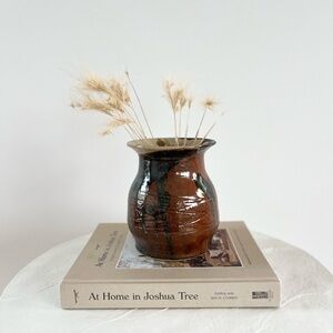 HAND-MADE SIGNED STUDIO POTTERY MID-CENTURY VASE - JAPANDI BOHO‎ MCM STYLE